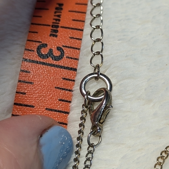 Vintage Rock Box Goldtone Rhinestone/Tassel Pendant Necklace - Picture 9 of 10